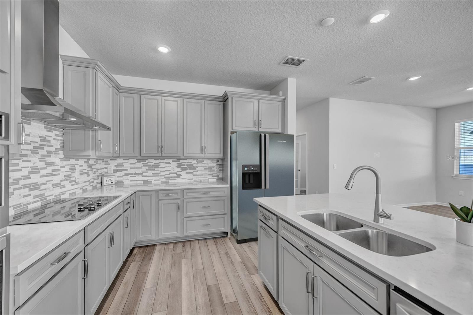 Image 6 of 38 For 762 Parsons Mooring Court