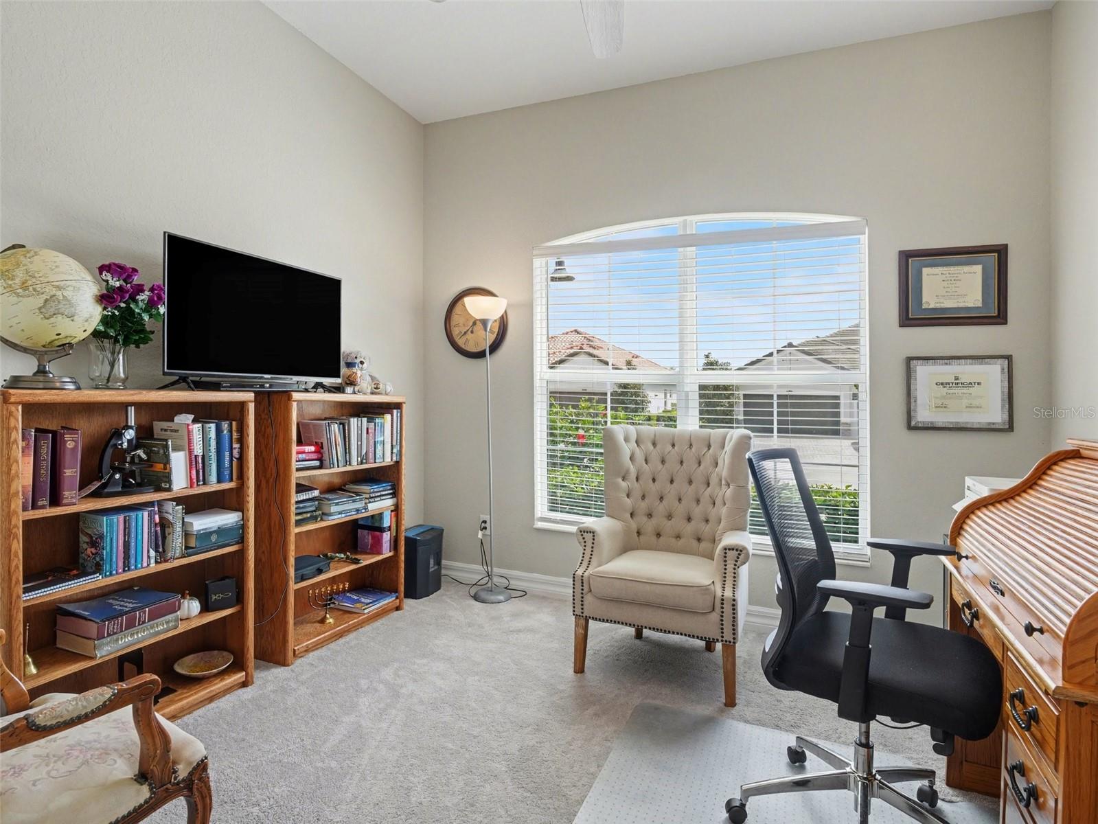 Image 13 of 24 For 11825 Perennial Place