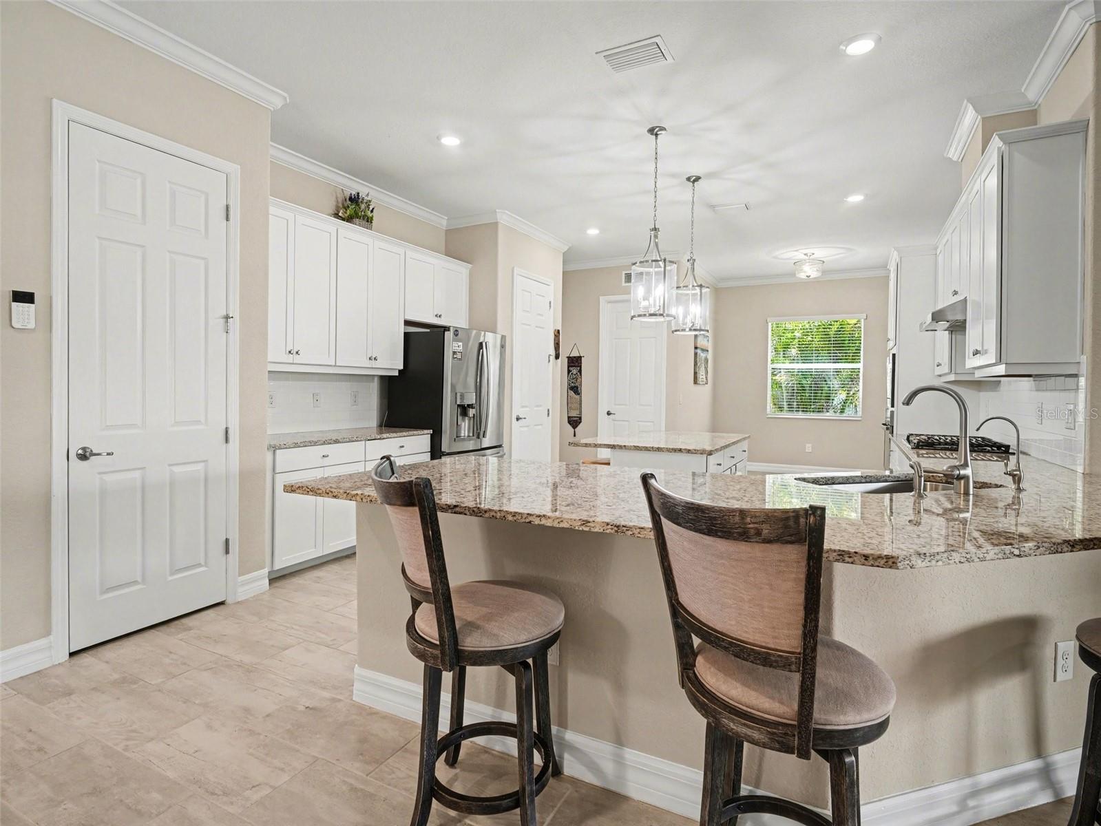 Image 6 of 24 For 11825 Perennial Place