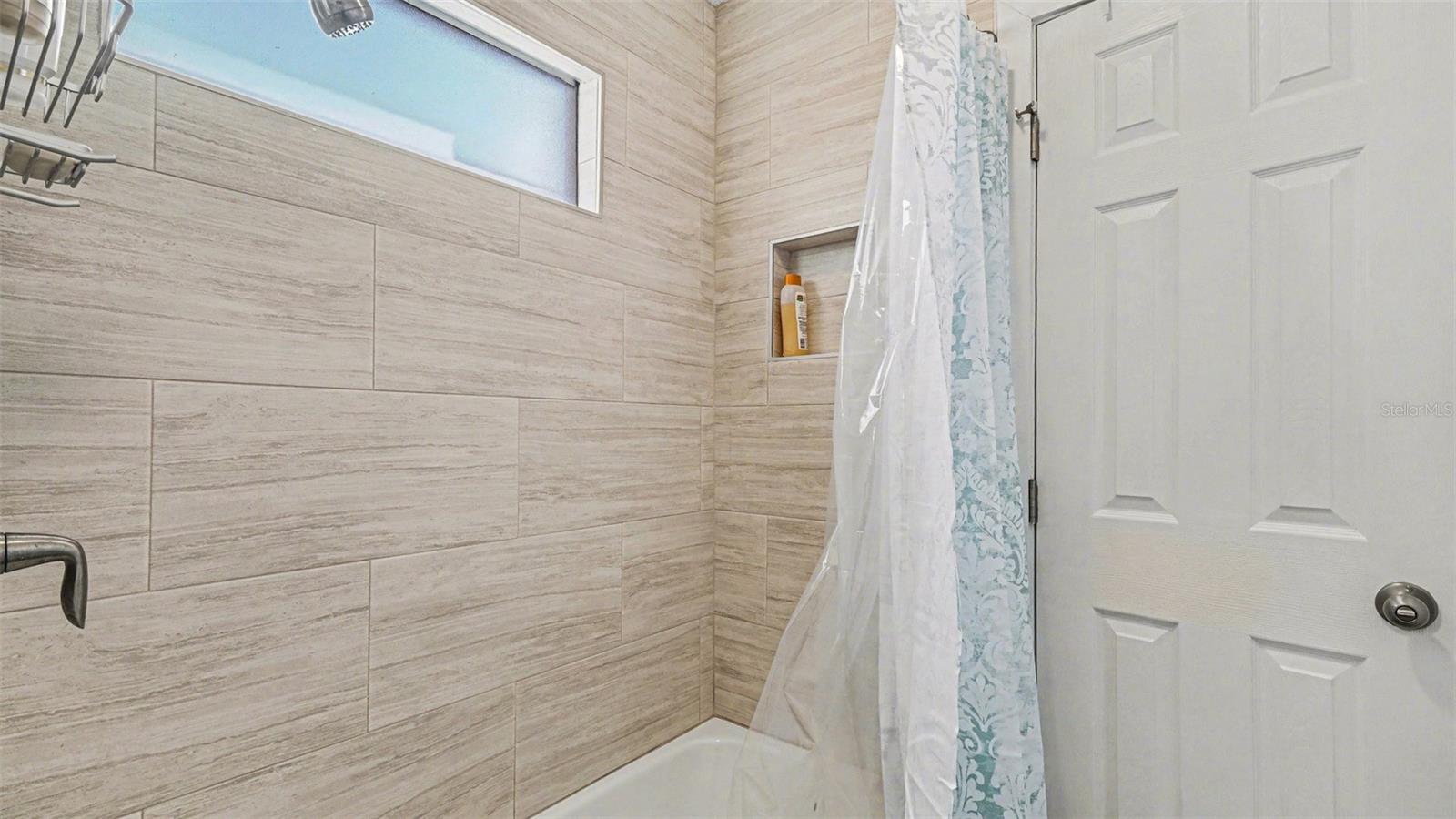 Image 21 of 35 For 10684 Halls River Road 2