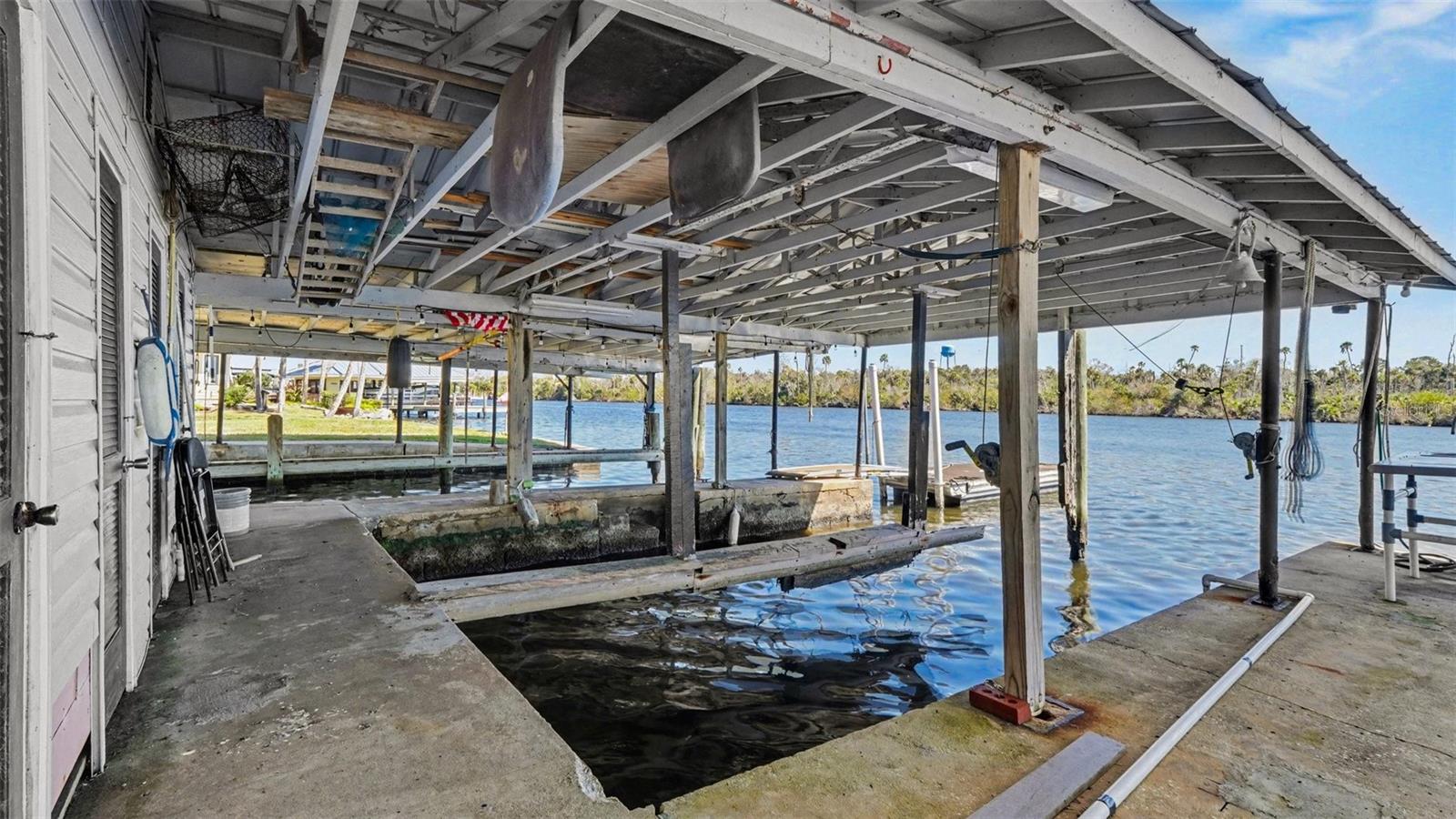 Image 29 of 35 For 10684 Halls River Road 2