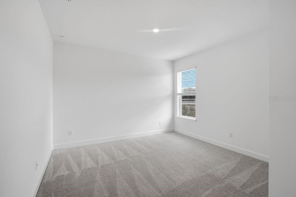 Image 15 of 38 For 35889 Emberview Drive