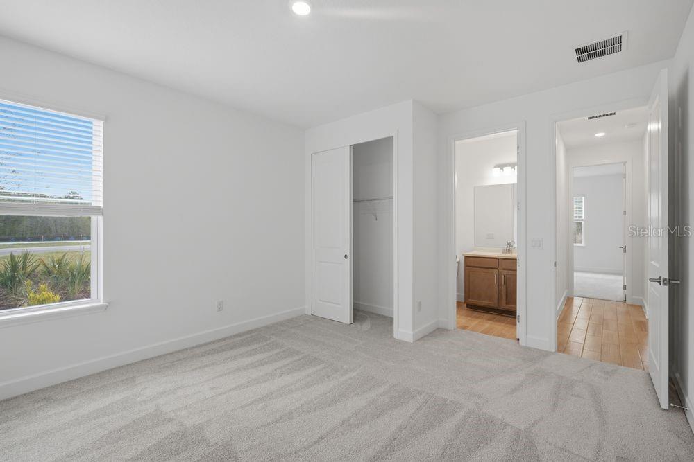 Image 18 of 38 For 35889 Emberview Drive