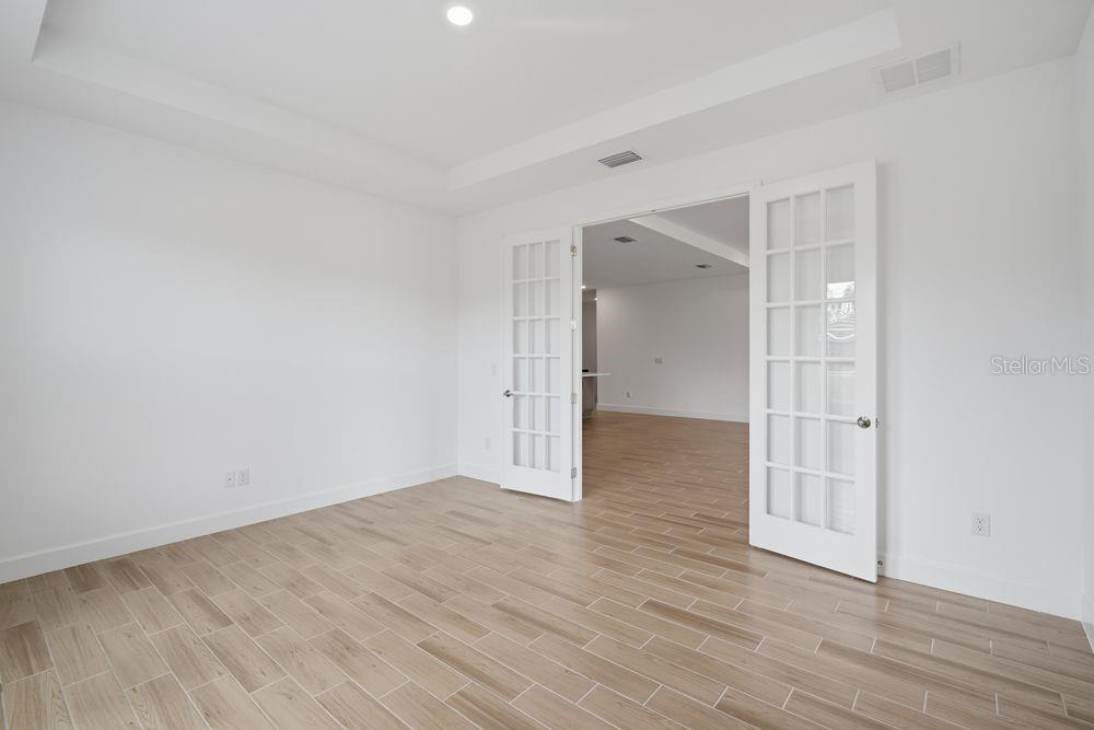 Image 25 of 38 For 35889 Emberview Drive