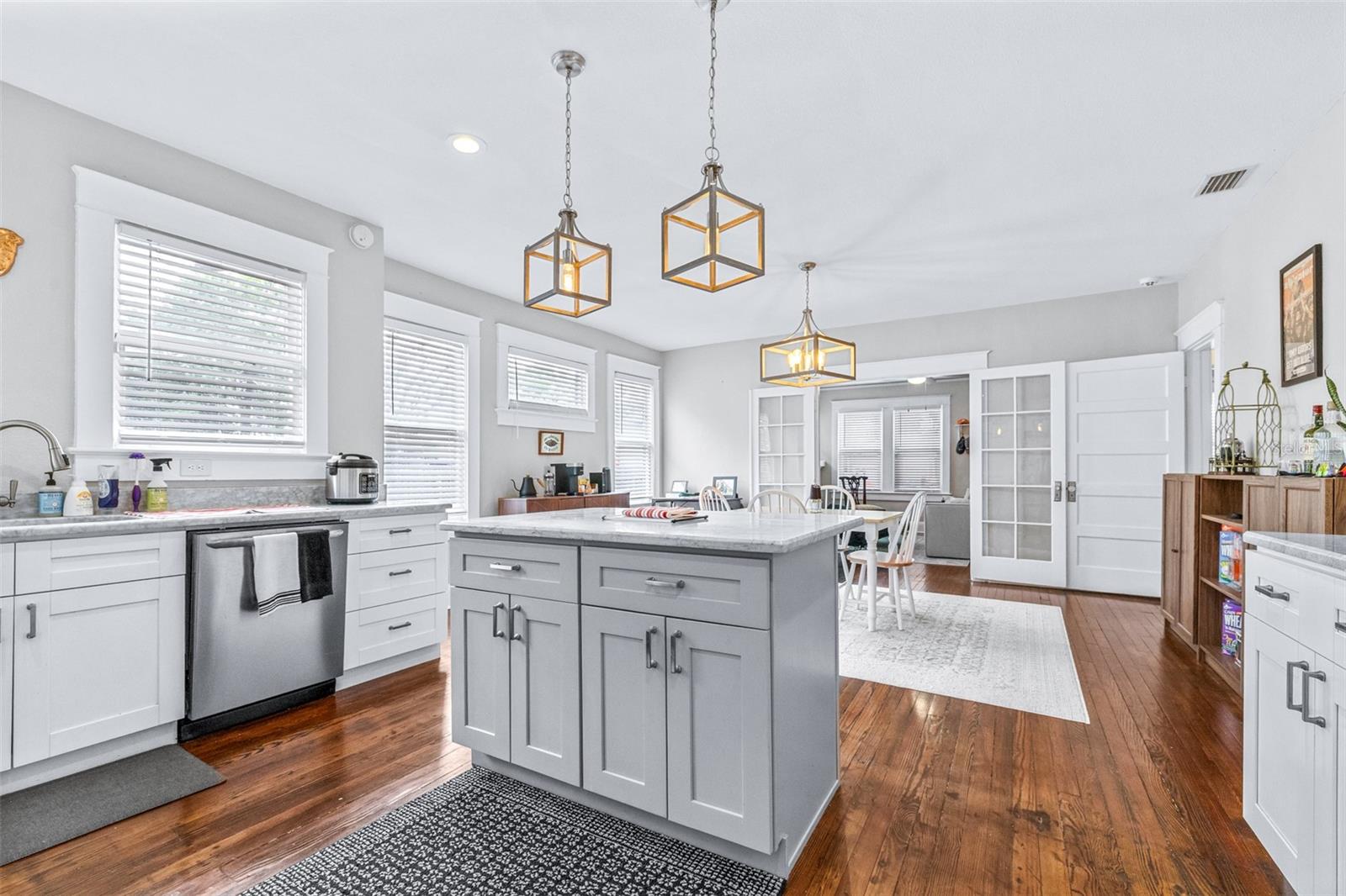 Image 16 of 34 For 5503 9th Street