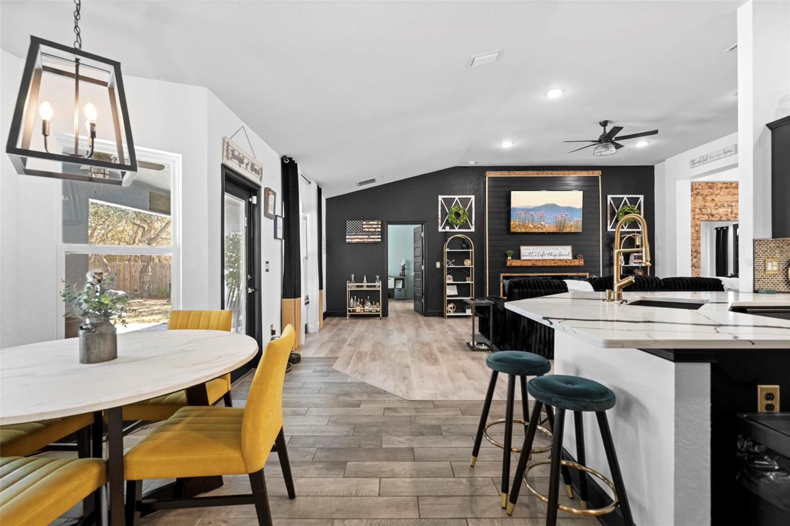 Image 30 of 51 For 12034 Mandlin Road