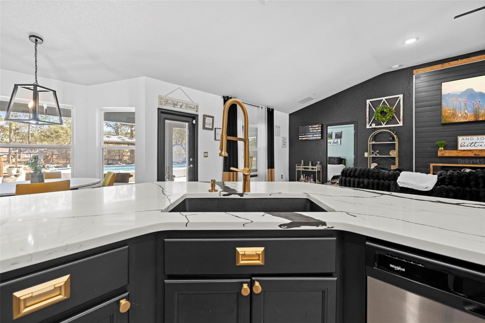 Image 37 of 51 For 12034 Mandlin Road