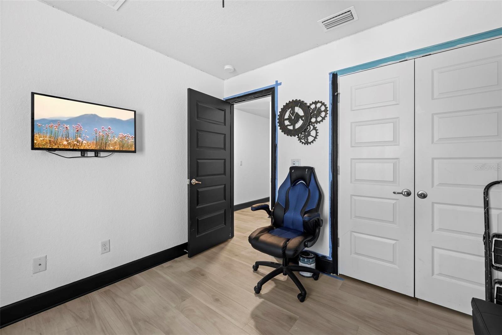 Image 47 of 51 For 12034 Mandlin Road