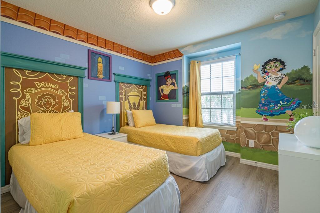 Image 21 of 40 For 1969 Majorca Drive