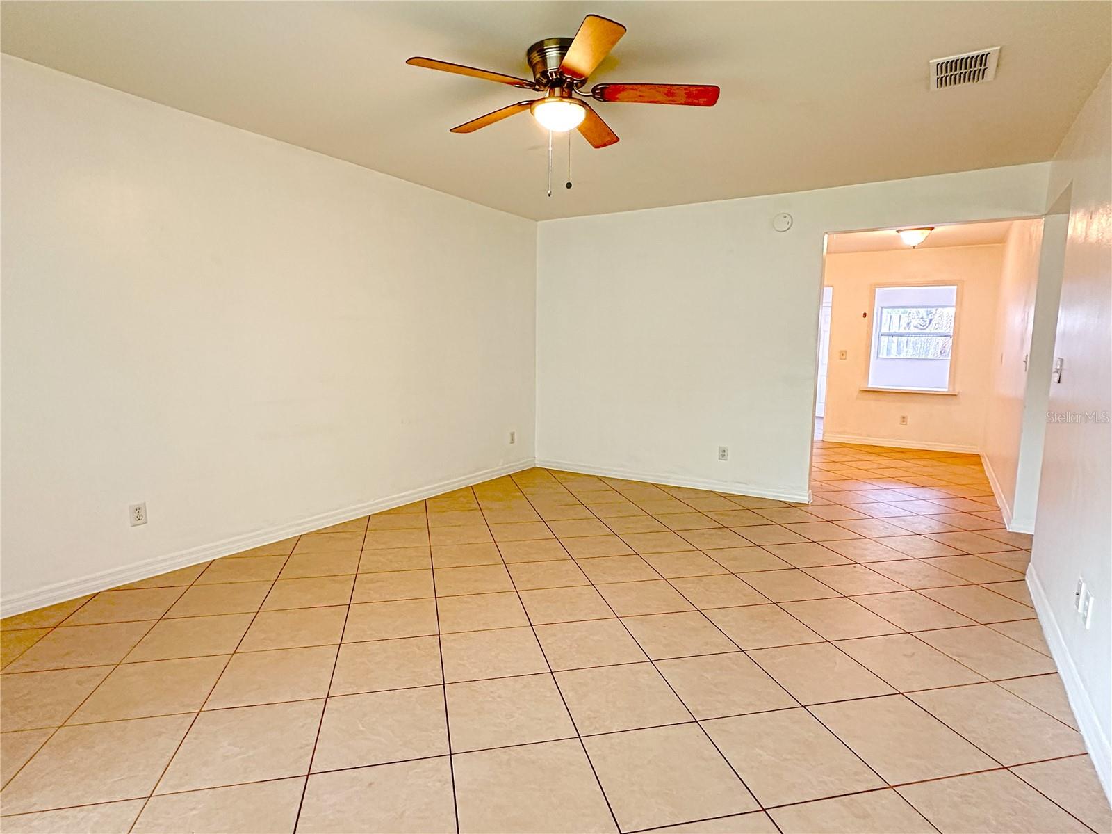 Image 2 of 16 For 1432 Lotus Path