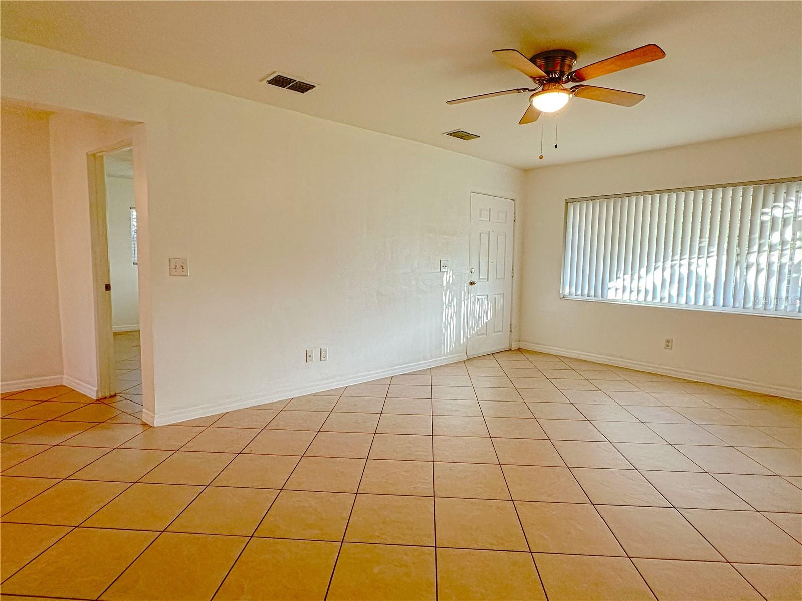 Image 5 of 16 For 1432 Lotus Path