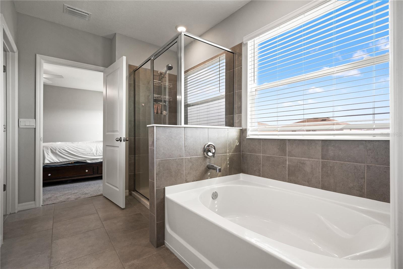 Image 28 of 52 For 6199 Wandering Willow Drive