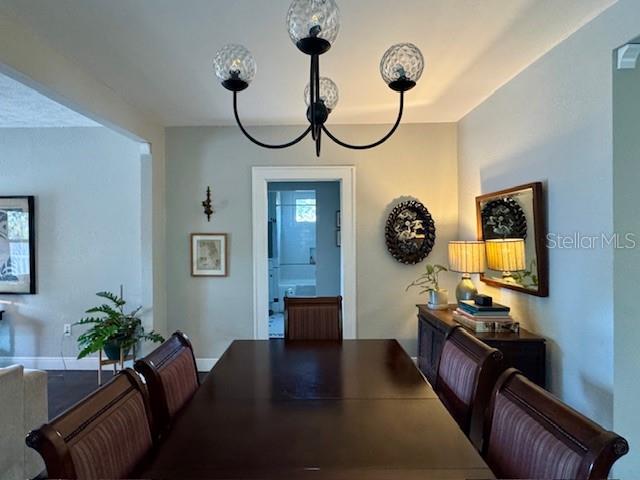 Image 17 of 54 For 1720 Scranton Street S