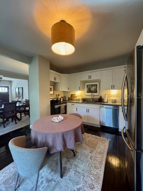 Image 20 of 54 For 1720 Scranton Street S