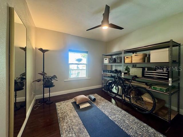 Image 32 of 54 For 1720 Scranton Street S