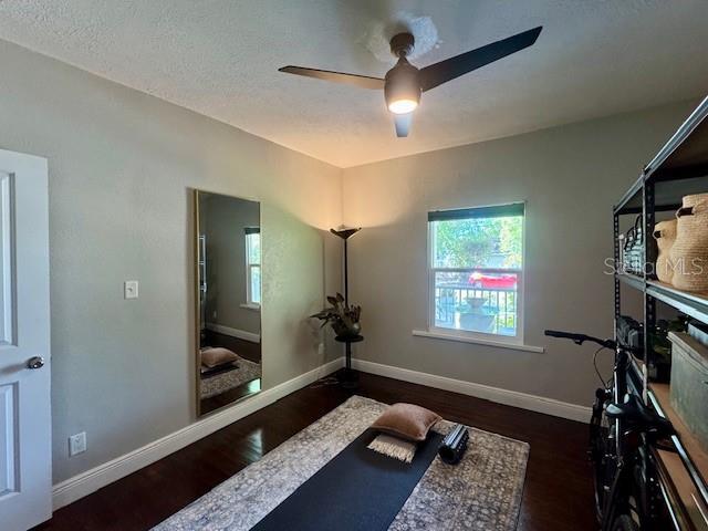 Image 34 of 54 For 1720 Scranton Street S