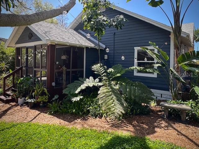 Image 39 of 54 For 1720 Scranton Street S