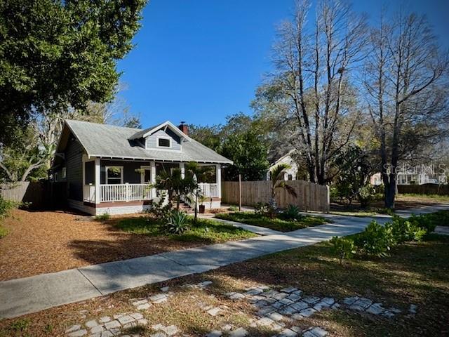 Image 4 of 54 For 1720 Scranton Street S