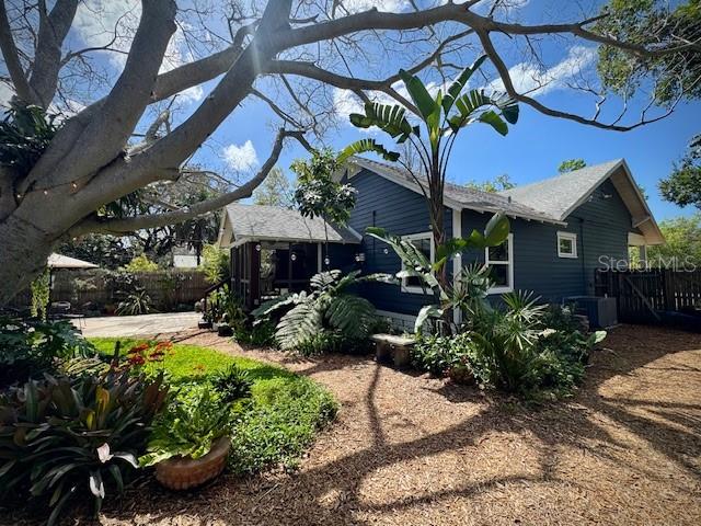 Image 40 of 54 For 1720 Scranton Street S