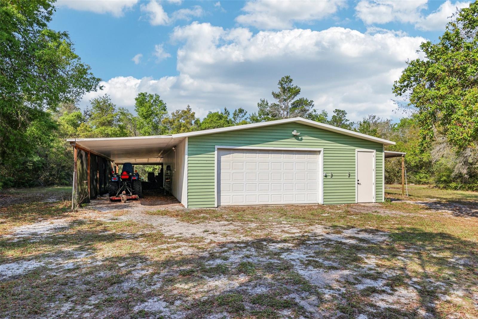 Image 7 of 40 For 490 Hidden Ridge Drive