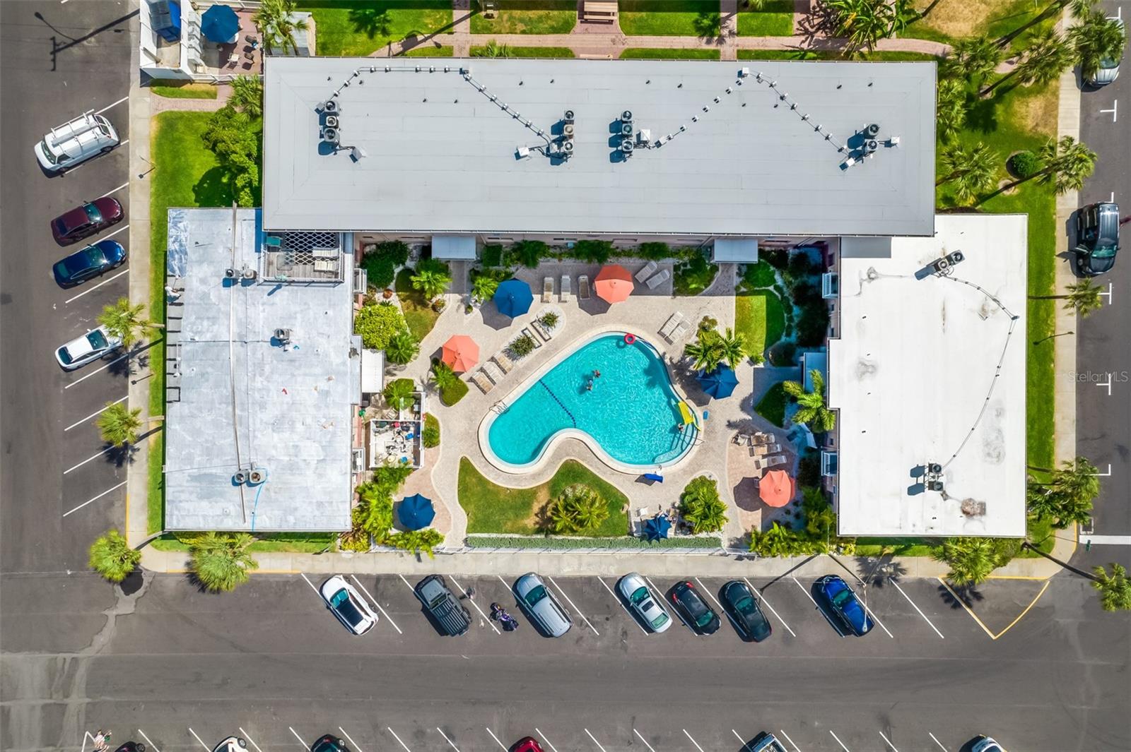 Image 36 of 43 For 6700 Sunset Way 406