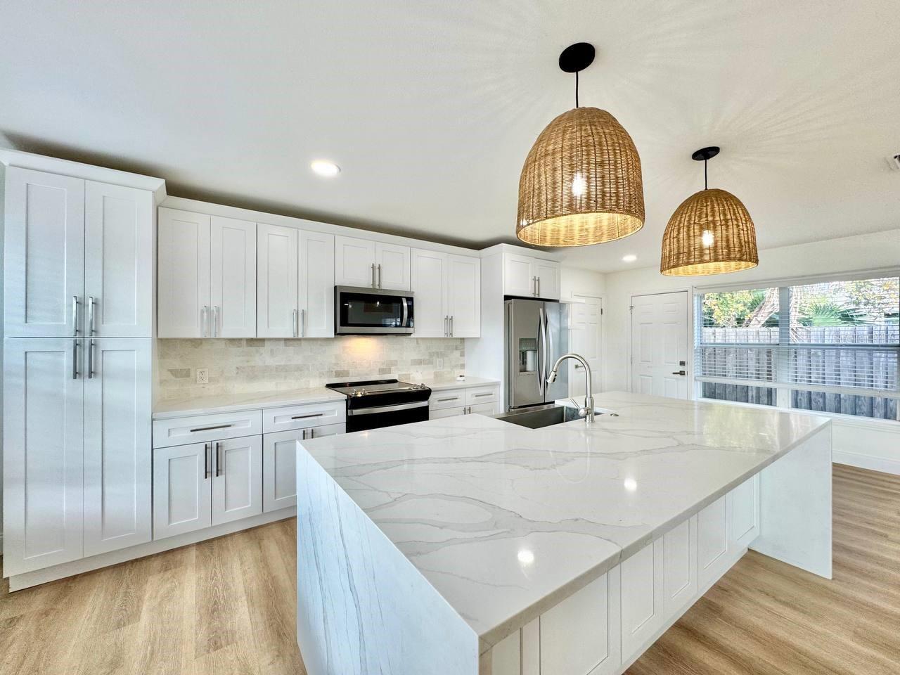 Image 8 of 21 For 1101 46th Street N