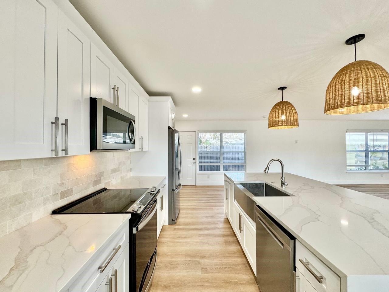 Image 9 of 21 For 1101 46th Street N