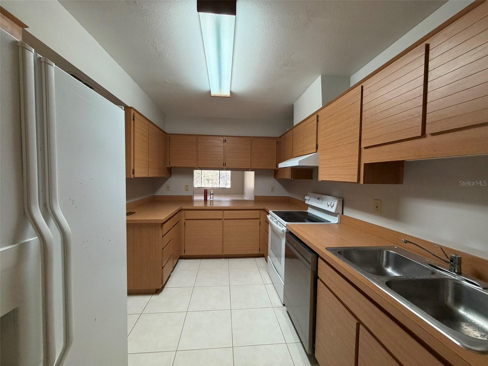 Image 9 of 14 For 3505 Tarpon Woods Boulevard K408