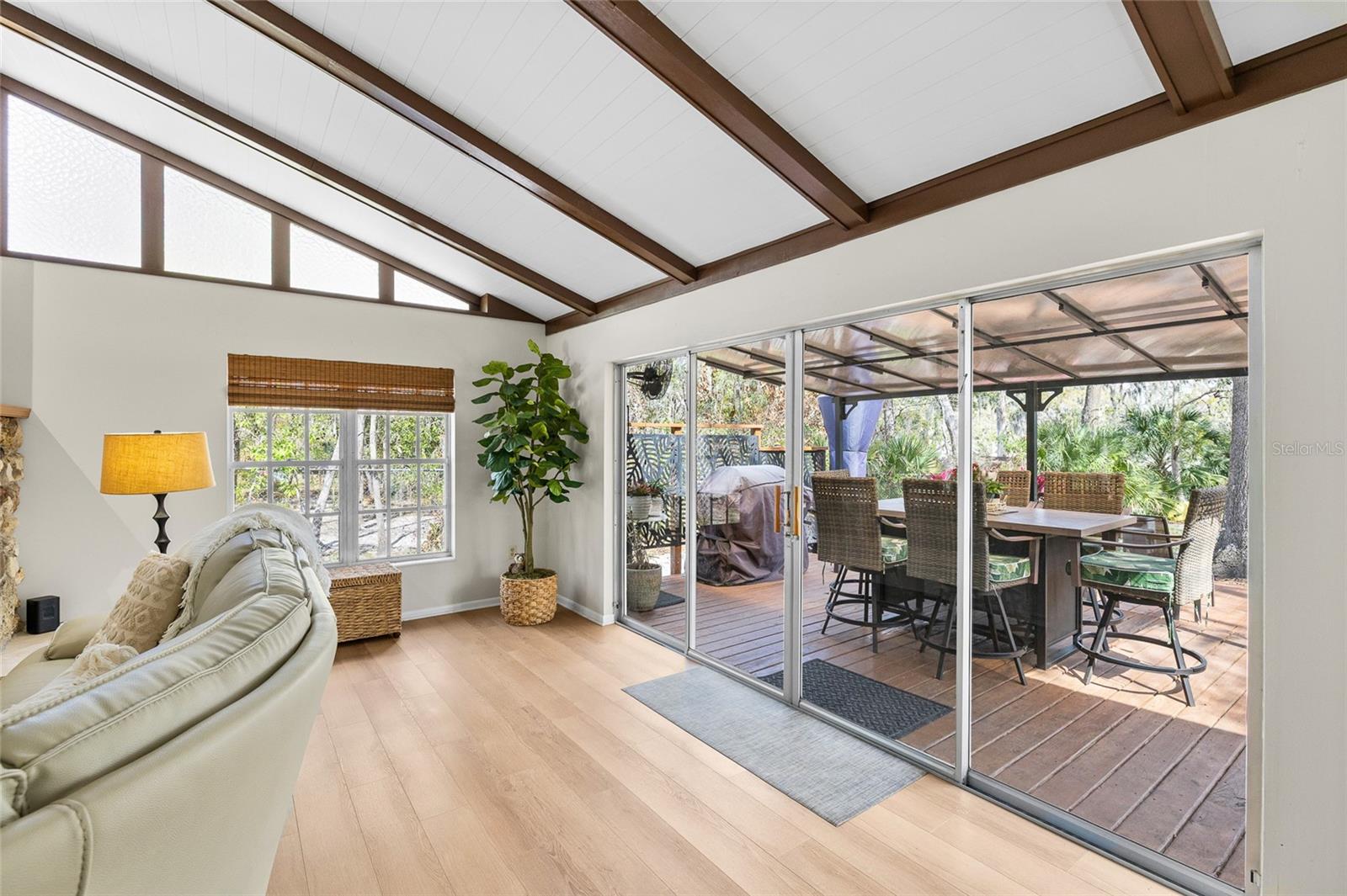 Image 15 of 45 For 6906 Valrie Lane