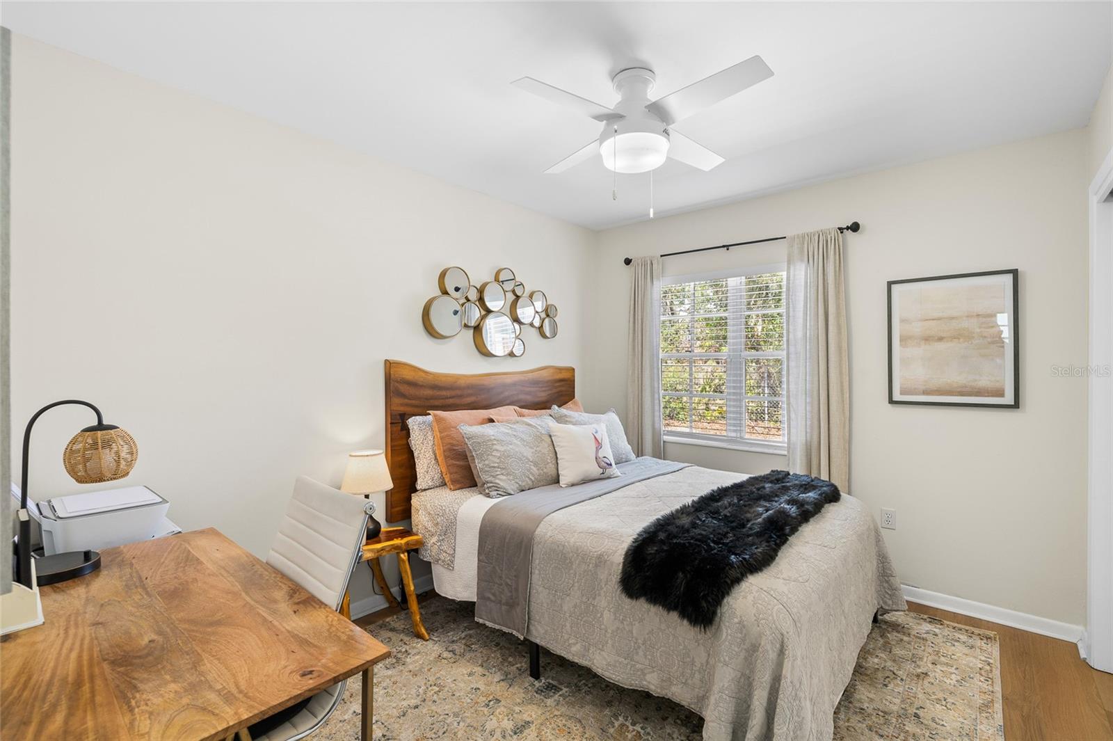 Image 19 of 45 For 6906 Valrie Lane