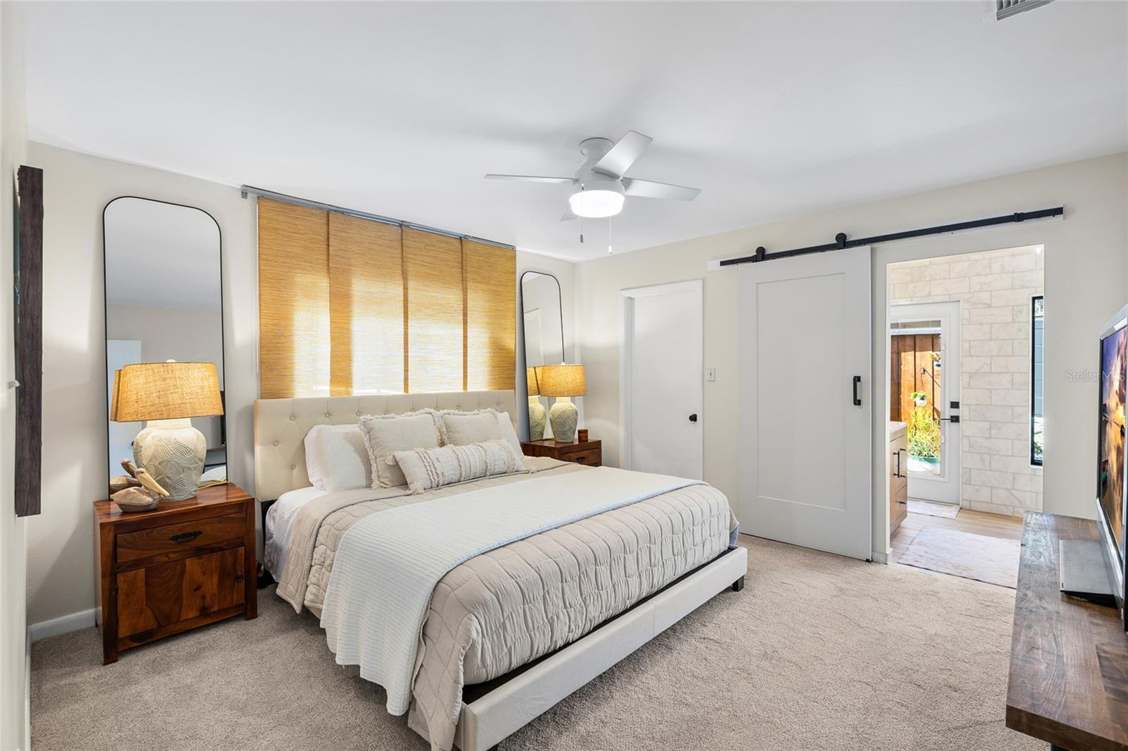 Image 23 of 45 For 6906 Valrie Lane