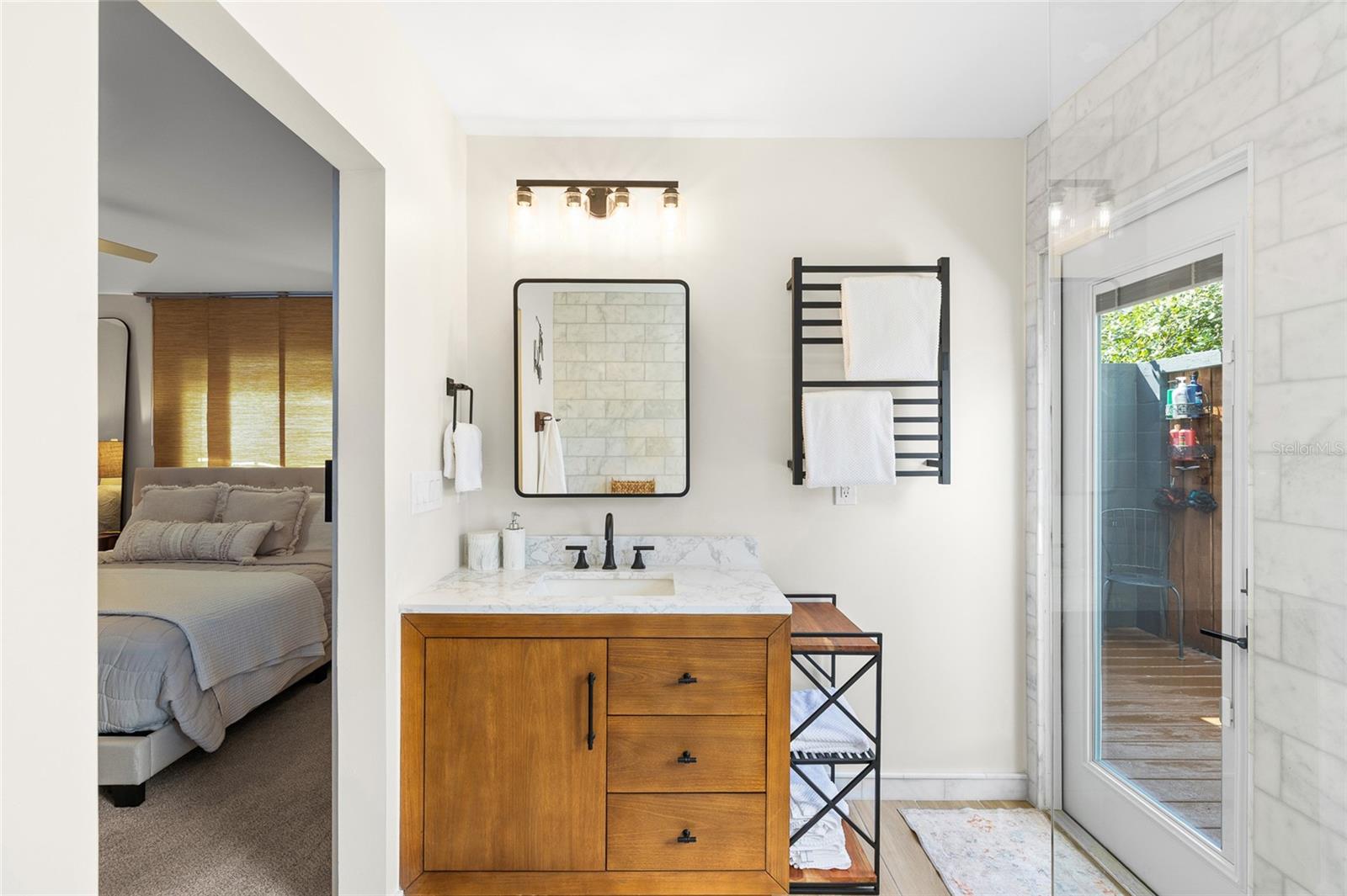 Image 25 of 45 For 6906 Valrie Lane