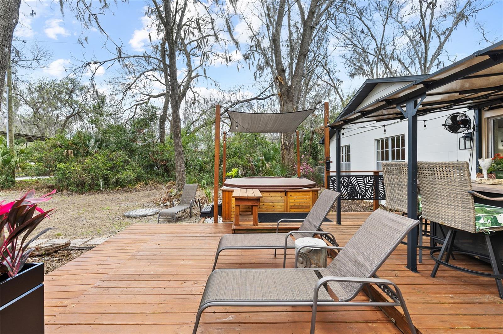 Image 28 of 45 For 6906 Valrie Lane