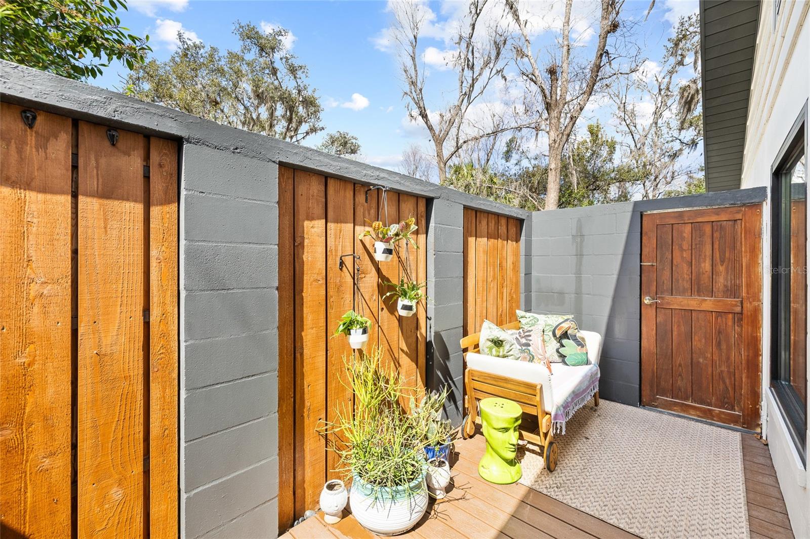 Image 32 of 45 For 6906 Valrie Lane