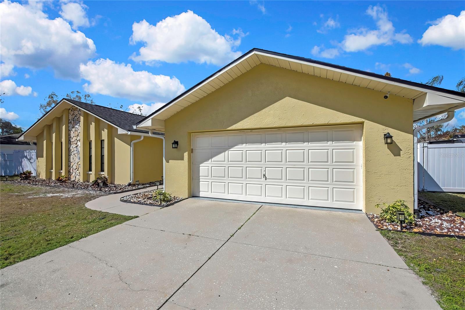 Image 2 of 37 For 3743 Meridean Place