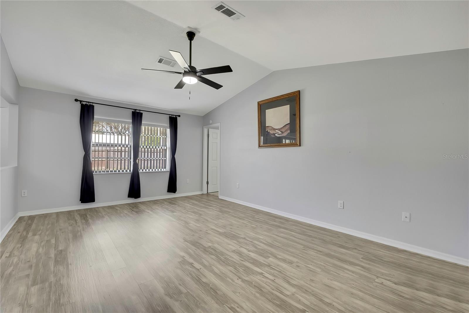 Image 20 of 37 For 3743 Meridean Place