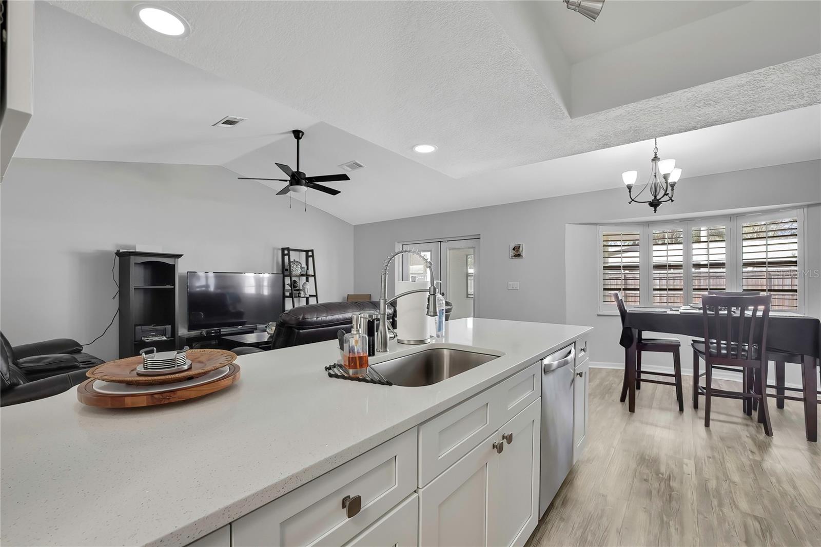 Image 5 of 37 For 3743 Meridean Place