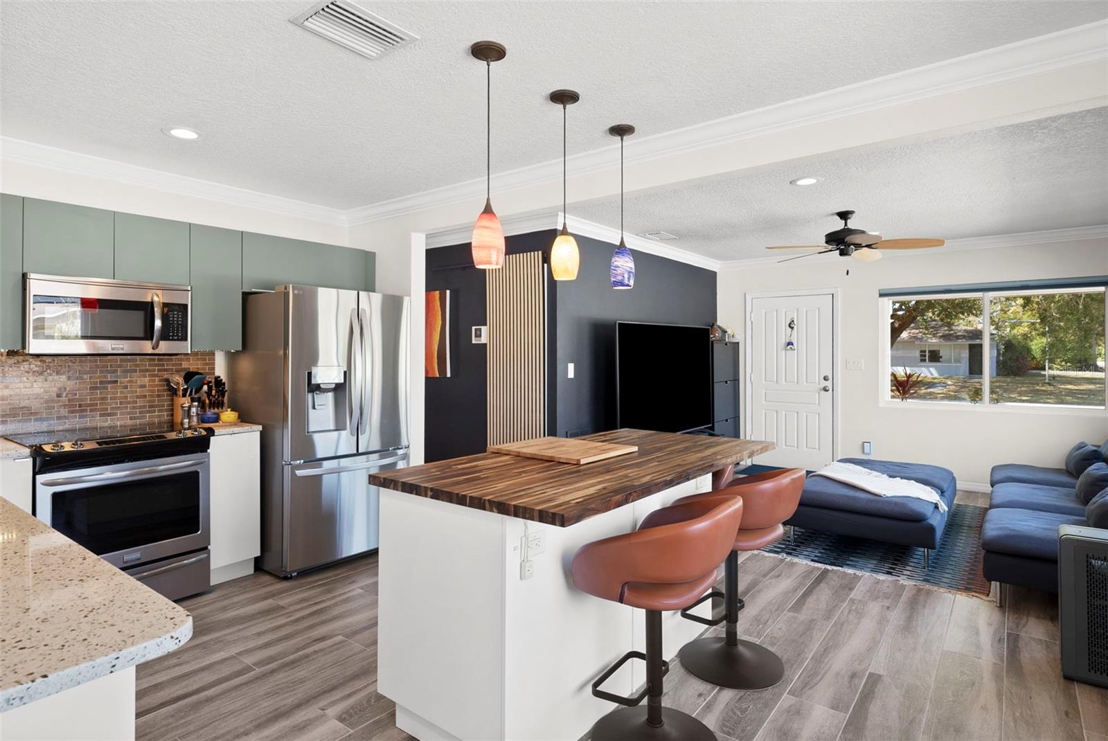 Image 14 of 55 For 615 Woodlynne Avenue