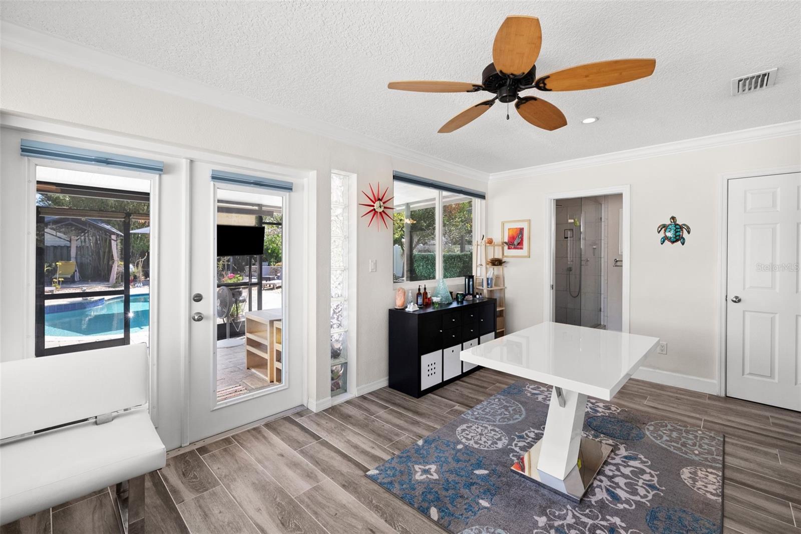 Image 15 of 55 For 615 Woodlynne Avenue