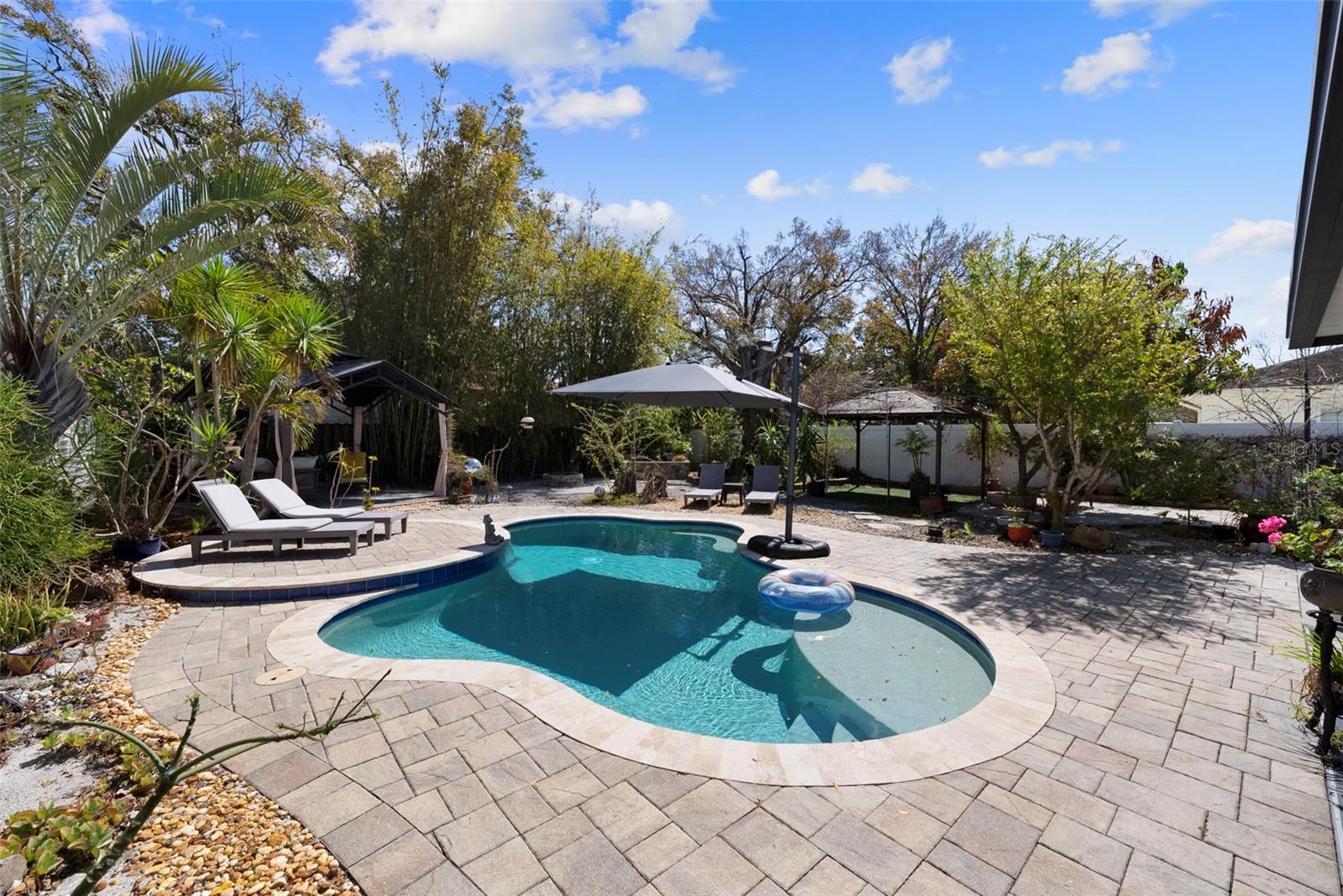 Image 18 of 55 For 615 Woodlynne Avenue