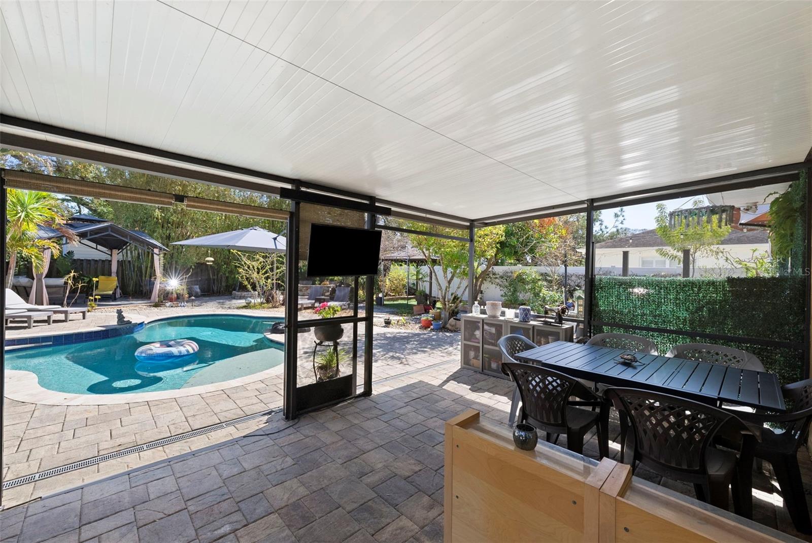 Image 20 of 55 For 615 Woodlynne Avenue