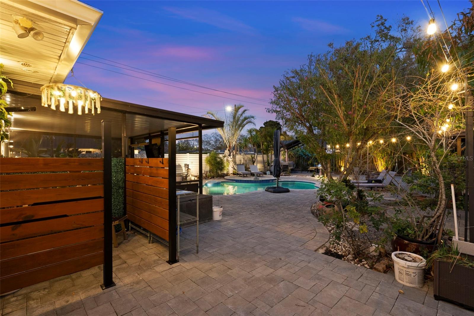 Image 37 of 55 For 615 Woodlynne Avenue