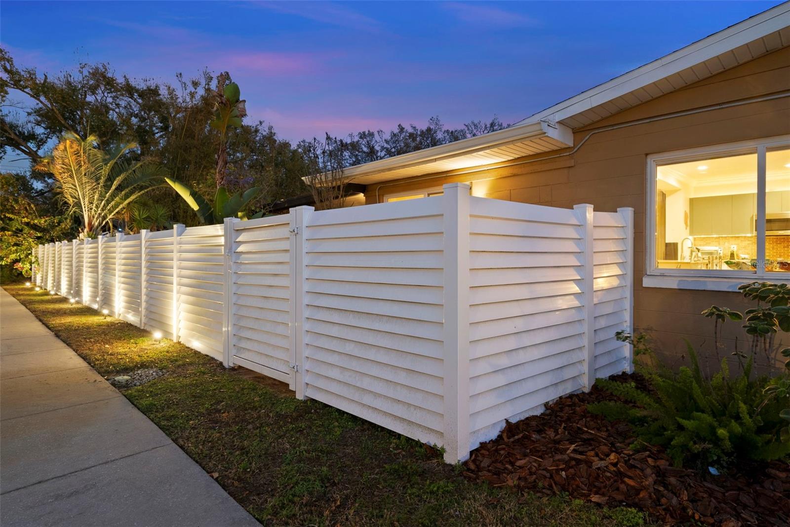 Image 39 of 55 For 615 Woodlynne Avenue