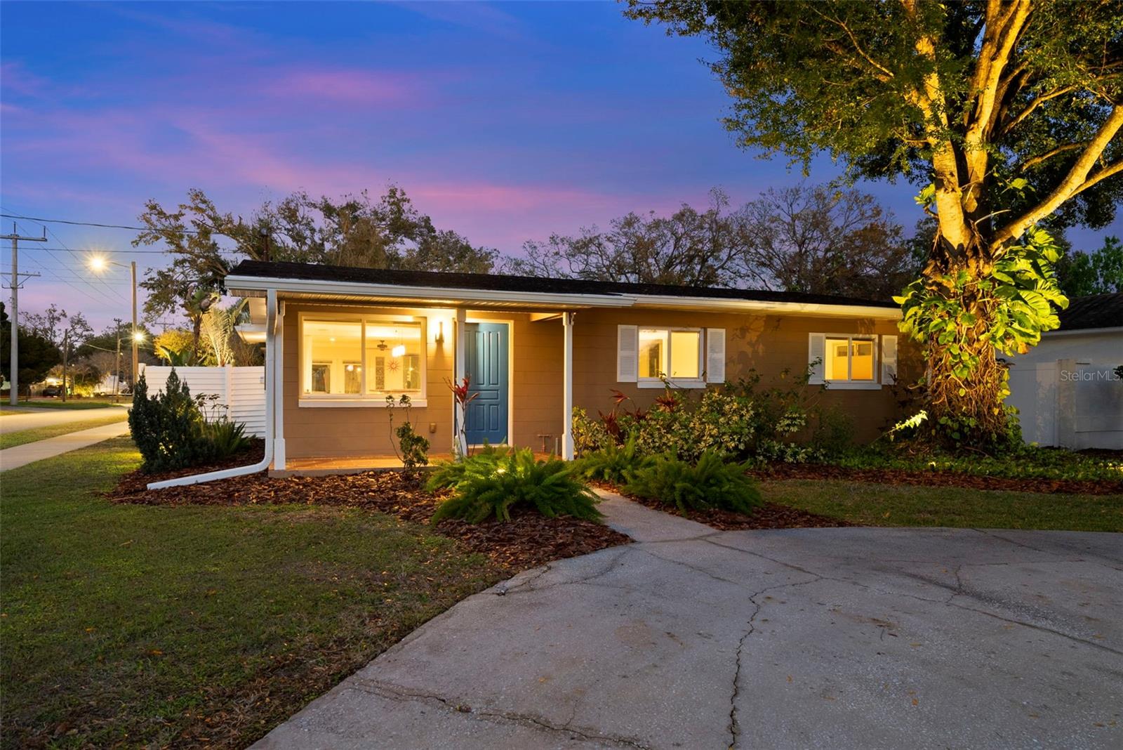 Image 41 of 55 For 615 Woodlynne Avenue