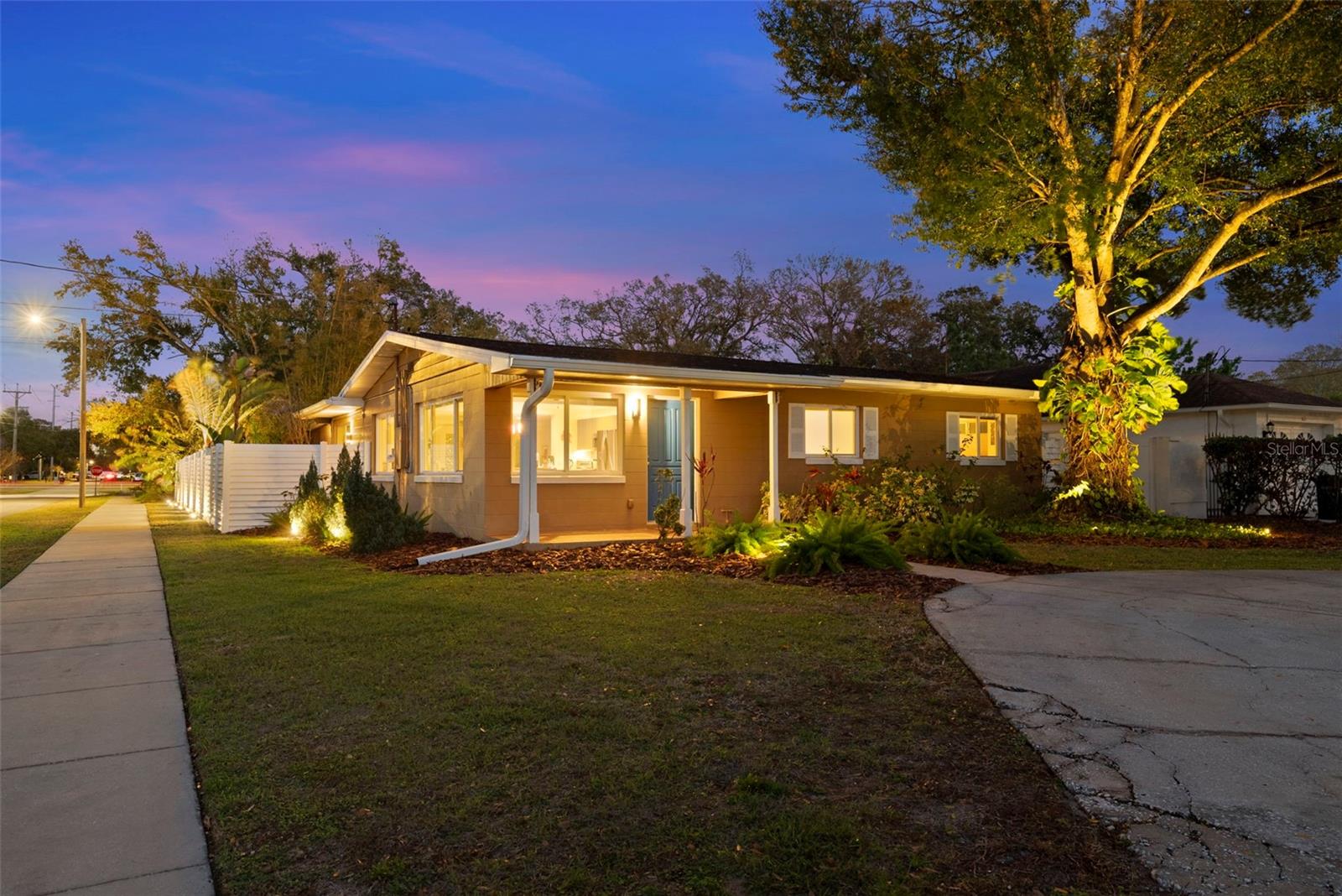 Image 42 of 55 For 615 Woodlynne Avenue