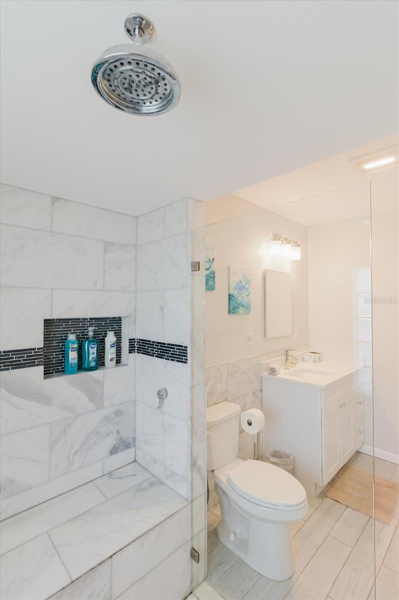 Image 13 of 26 For 14512 117th Avenue