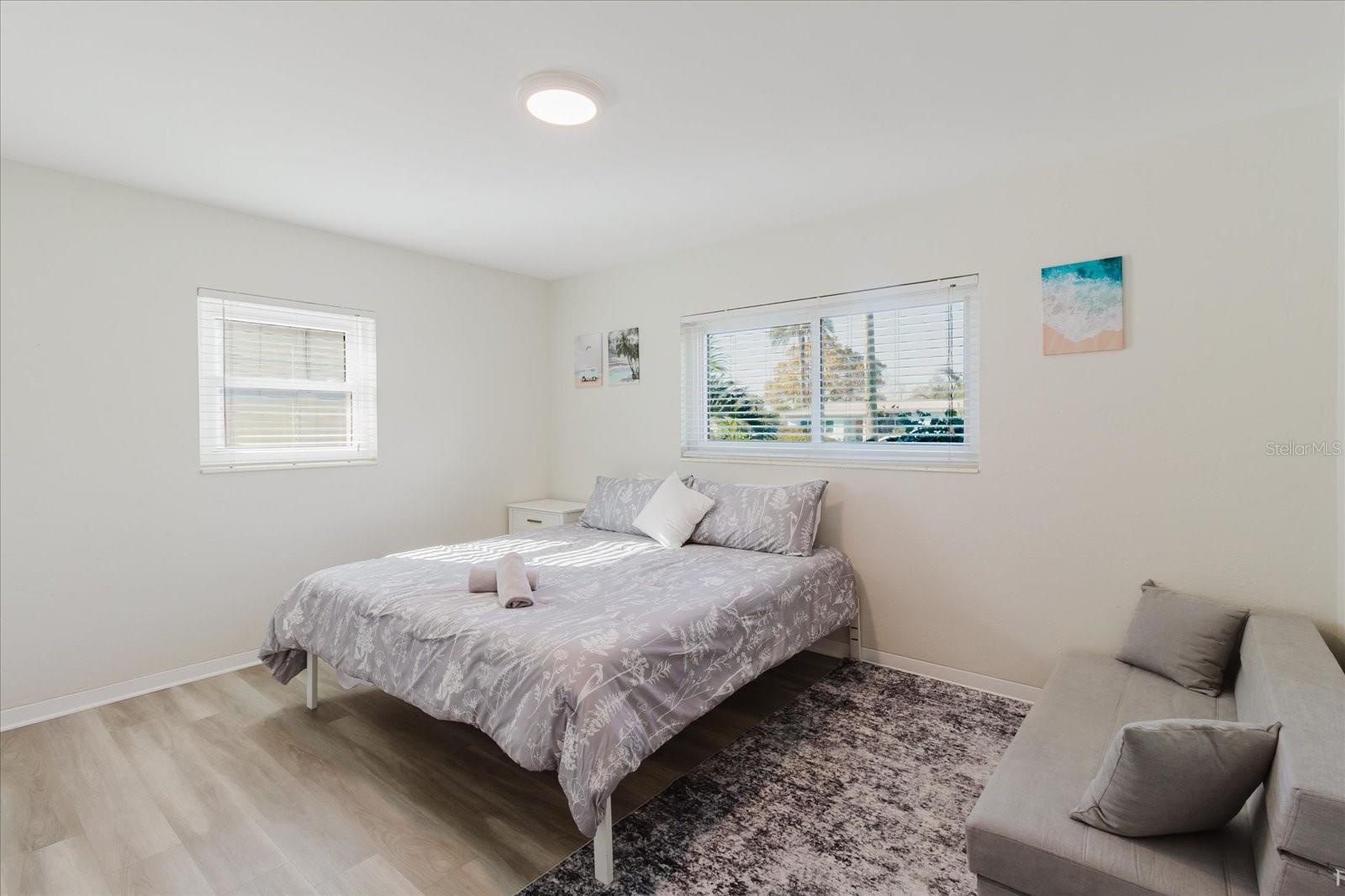 Image 15 of 26 For 14512 117th Avenue