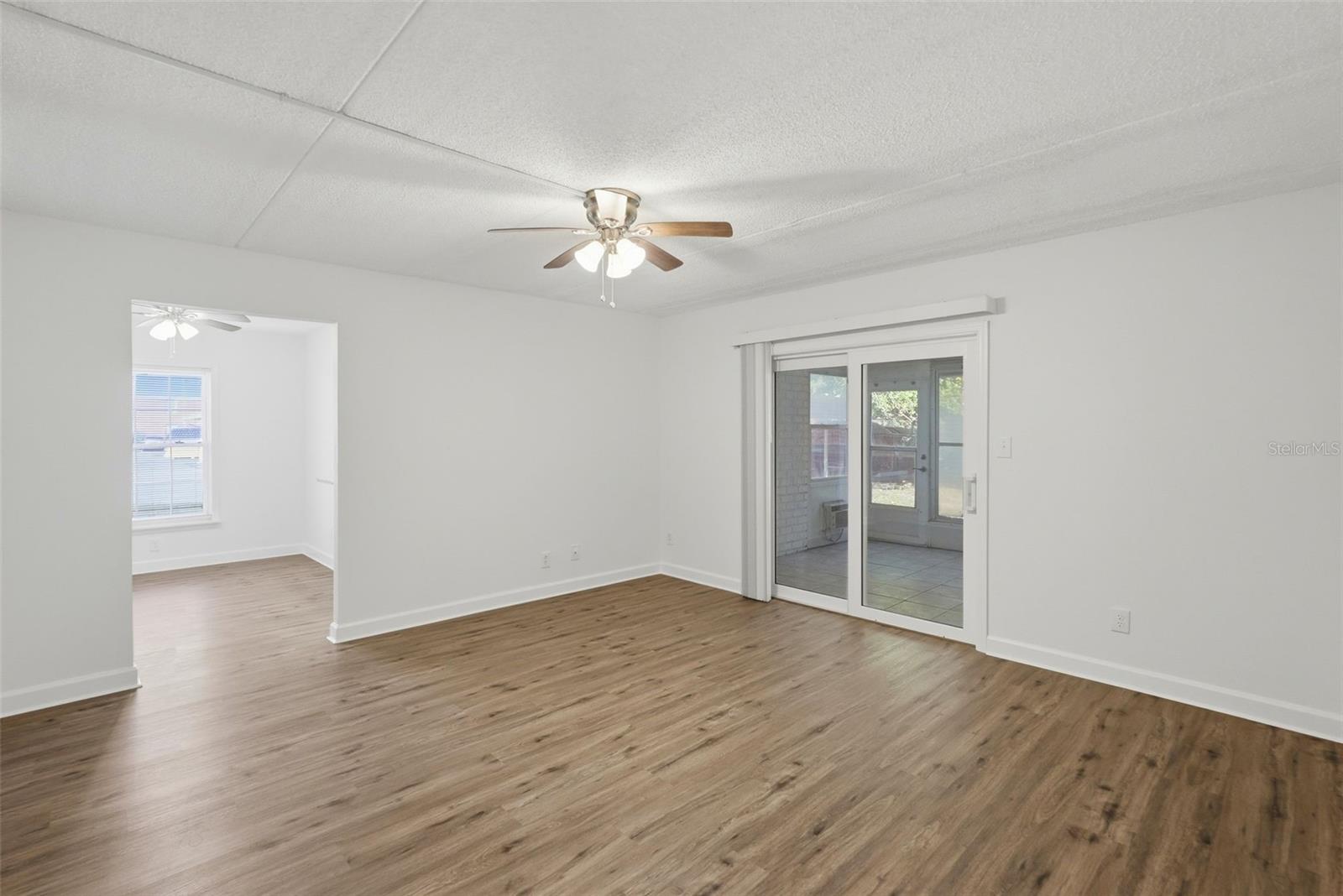 Image 4 of 26 For 1151 85th Avenue N A