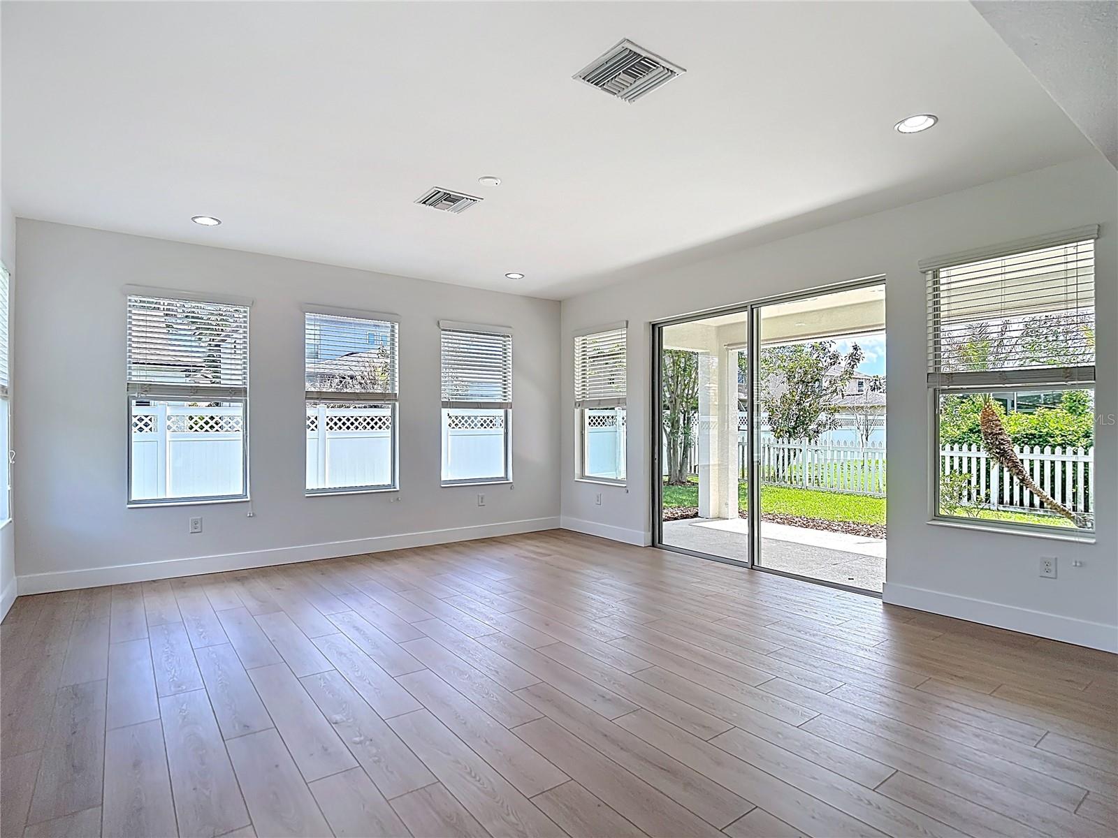 Image 28 of 75 For 27387 Cayenne Lane