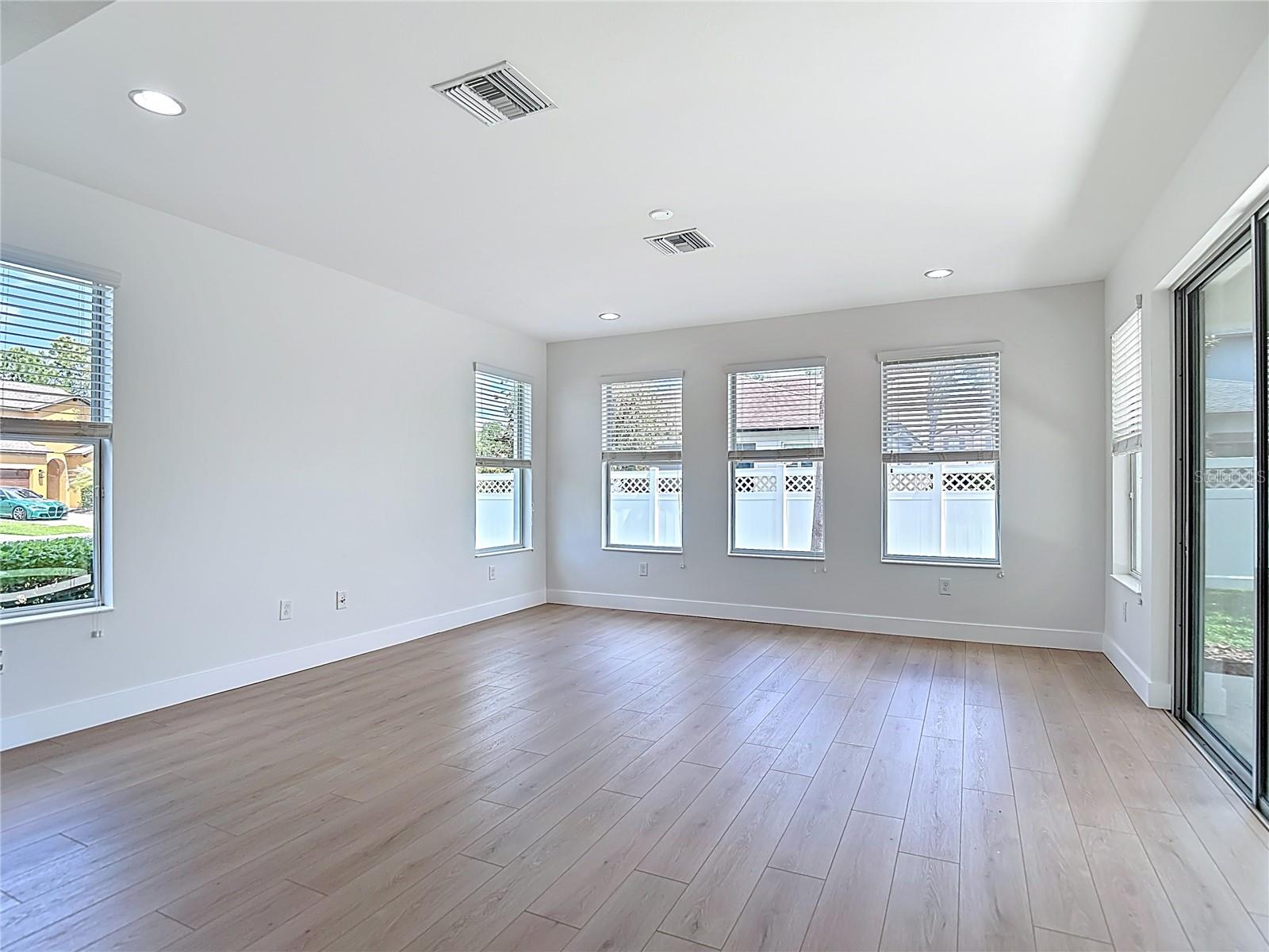 Image 31 of 75 For 27387 Cayenne Lane